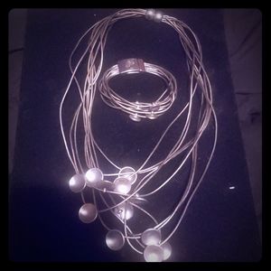 Modern Necklace and Bracelet Set